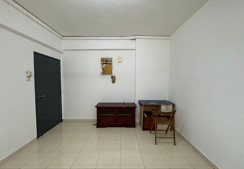 Bangunan Duta Impian (The Embassy Suites)