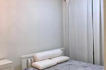 D'Summit Residences @ Kempas Utama