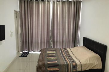 Dedaun Hijau (Greenfield Regency)