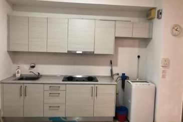 Dedaun Hijau (Greenfield Regency)