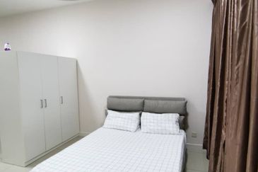 Dedaun Hijau (Greenfield Regency)