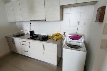 Dedaun Hijau (Greenfield Regency)