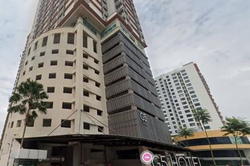 Bangunan Duta Impian (The Embassy Suites)