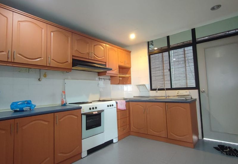 Mewah View Luxurious Apartments