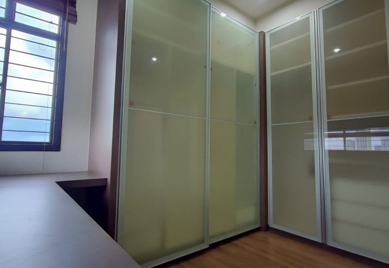 Mewah View Luxurious Apartments