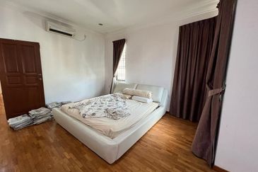 Jalan Austin Heights 1