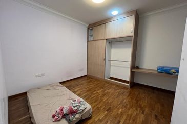 Jalan Austin Heights 1