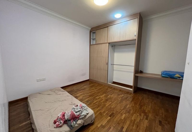 Jalan Austin Heights 1