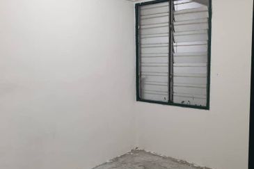 Sri Lanang Flat (Rumah Pangsa Sri Lanang)