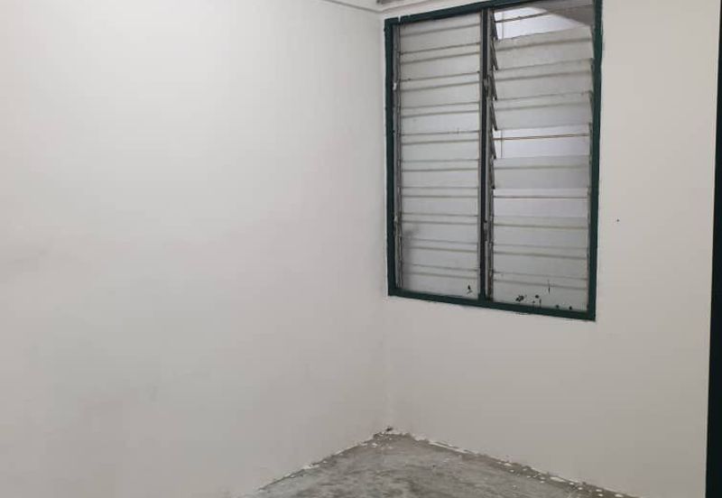 Sri Lanang Flat (Rumah Pangsa Sri Lanang)