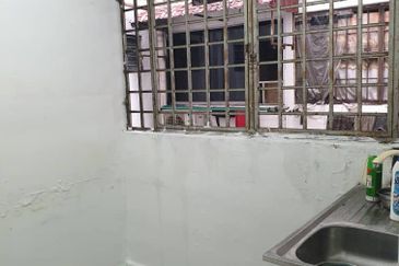 Sri Lanang Flat (Rumah Pangsa Sri Lanang)