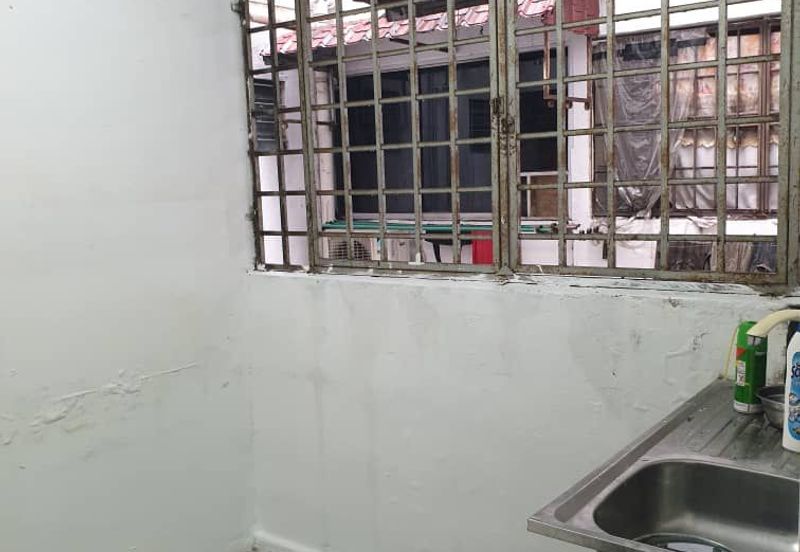 Sri Lanang Flat (Rumah Pangsa Sri Lanang)