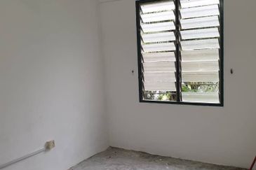 Sri Lanang Flat (Rumah Pangsa Sri Lanang)