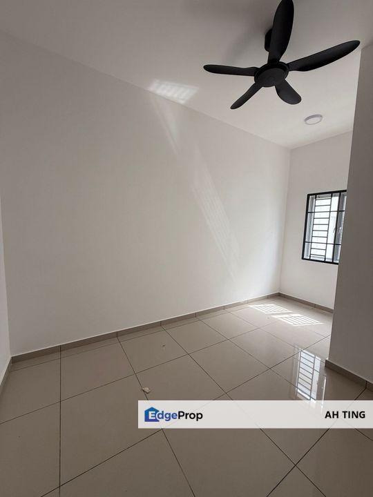 Double Storey Terrace House Tmn Puncak Tropicana , Johor, Pontian