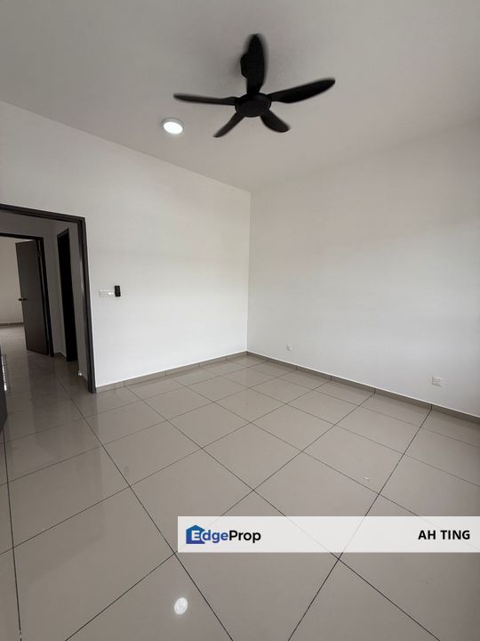 Double Storey Terrace House Tmn Puncak Tropicana , Johor, Pontian