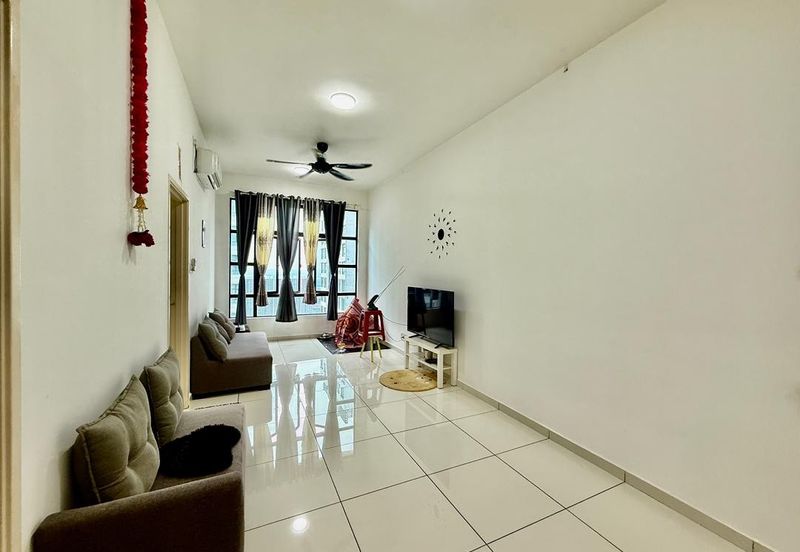 D'Summit Residences @ Kempas Utama