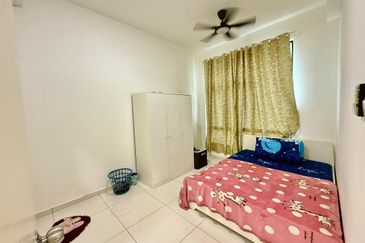 D'Summit Residences @ Kempas Utama