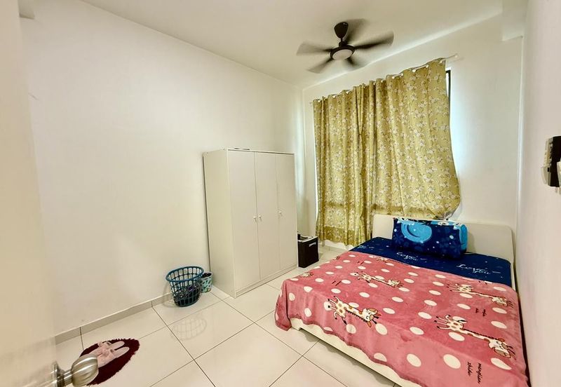 D'Summit Residences @ Kempas Utama