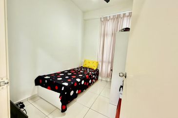 D'Summit Residences @ Kempas Utama