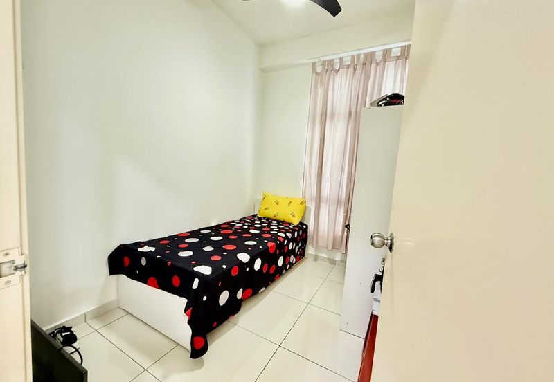 D'Summit Residences @ Kempas Utama