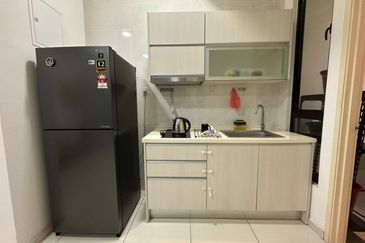 D'Summit Residences @ Kempas Utama