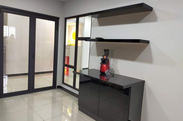 Dedaun Hijau (Greenfield Regency)