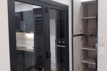 Dedaun Hijau (Greenfield Regency)