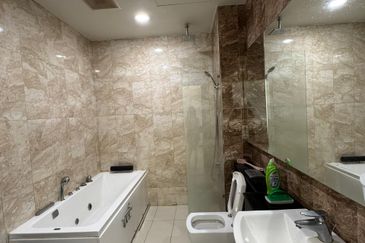 Paragon Suites @ CIQ