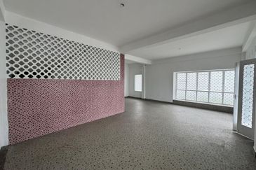 Double Storey Semi D Taman Nong Chik 