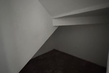 Double Storey Semi D Taman Nong Chik 