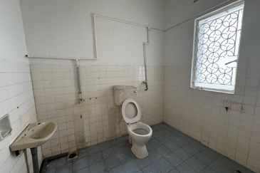 Double Storey Semi D Taman Nong Chik 