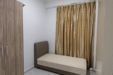 D'Summit Residences @ Kempas Utama