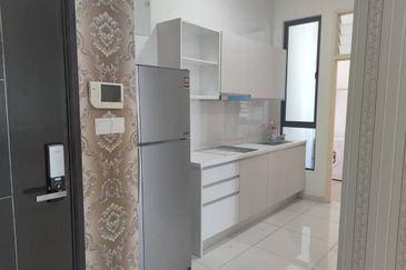 D'Summit Residences @ Kempas Utama