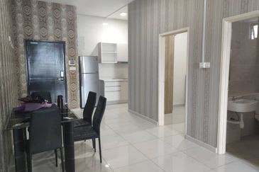 D'Summit Residences @ Kempas Utama