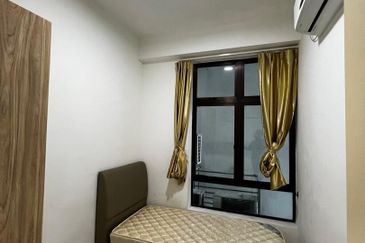 D'Summit Residences @ Kempas Utama