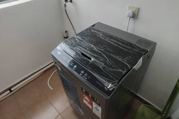 D'Summit Residences @ Kempas Utama