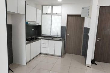 SKS Habitat Apartment, Larkin
