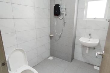 SKS Habitat Apartment, Larkin