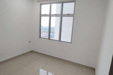 SKS Habitat Apartment, Larkin