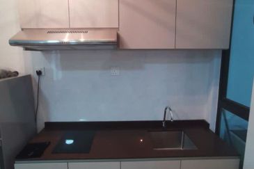 D'Summit Residences @ Kempas Utama