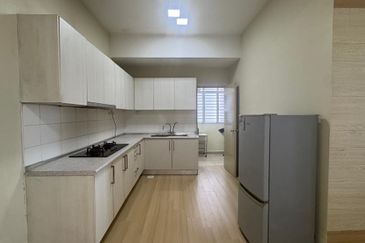 Dedaun Hijau (Greenfield Regency)