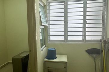 Dedaun Hijau (Greenfield Regency)