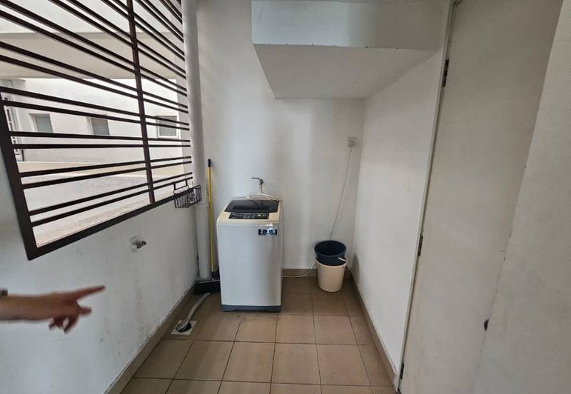 Dedaun Hijau (Greenfield Regency)