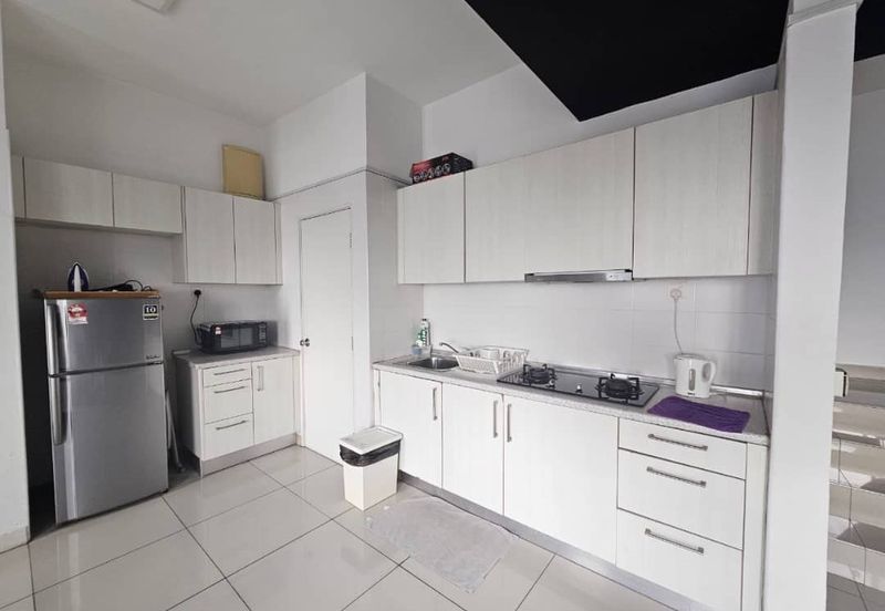 Dedaun Hijau (Greenfield Regency)