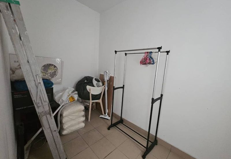 Dedaun Hijau (Greenfield Regency)