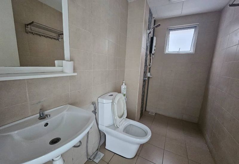 Dedaun Hijau (Greenfield Regency)