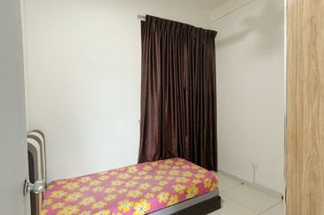 D'Summit Residences @ Kempas Utama