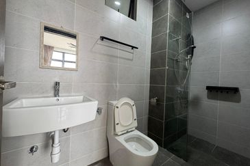 Twin Tower Residence