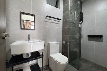 Twin Tower Residence