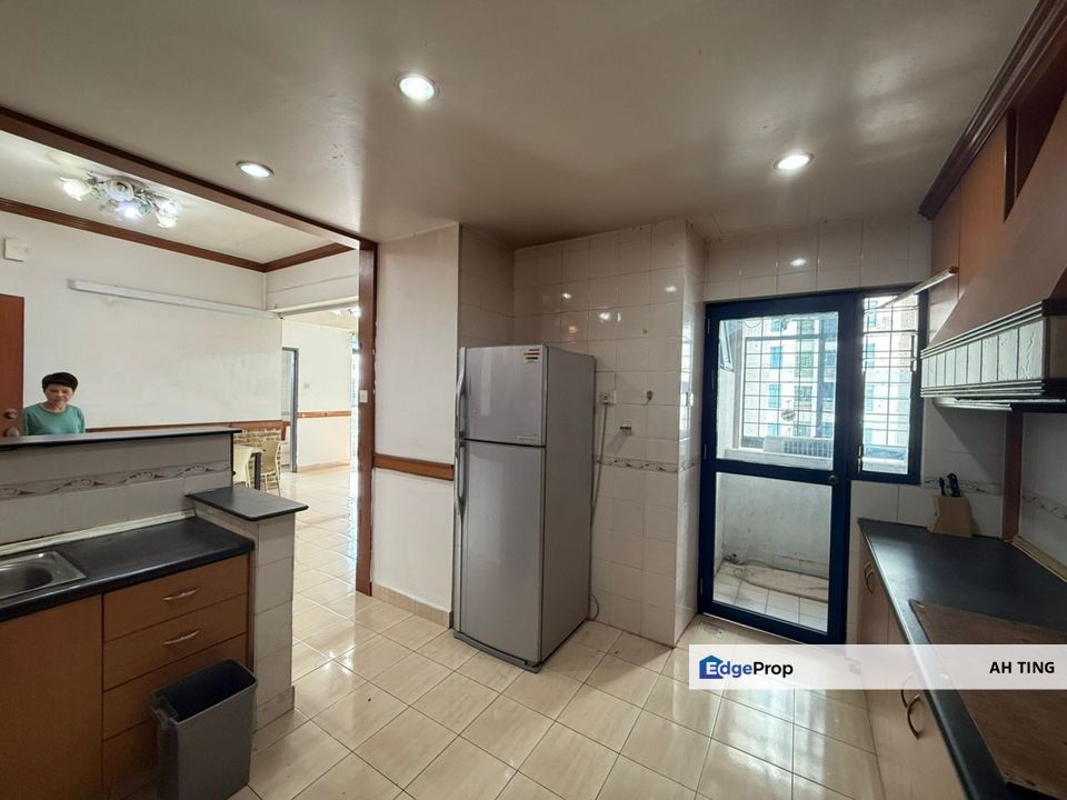 Aster Court Plaza Dnp Johor Bahru Near Ciq , Johor, Johor Bahru